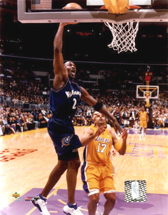 Michael Jordan Picture: with the Washington Wizards against the Lakers 4