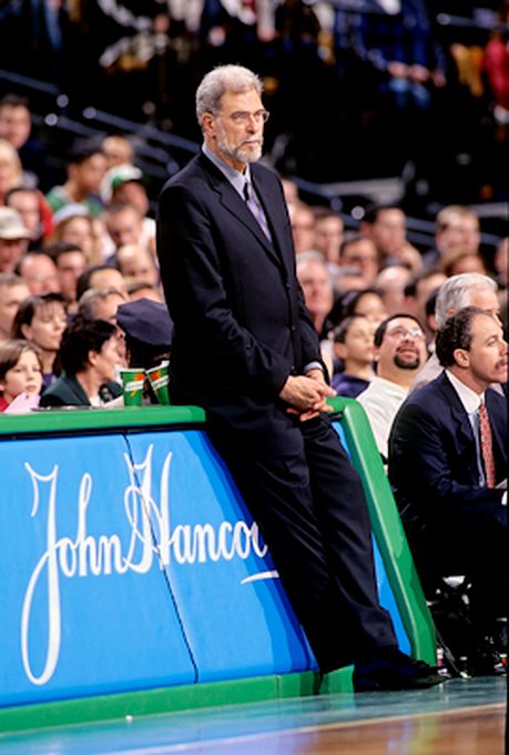 Michael Jordan Picture: Phil Jackson coaching Jordan and the Bulls  in 1996. Picture 20. Photo by Steve Lipofsky