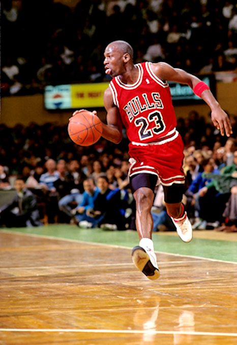 Michael Jordan Picture: MJ playing for the Chicago Bulls. Picture 13. Photo by Steve Lipofsky